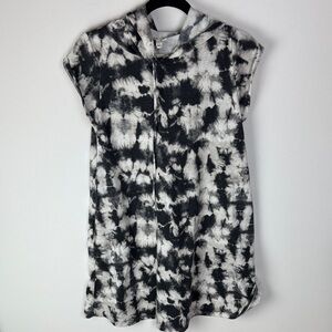 Elan Sweatshirt - Women's Large